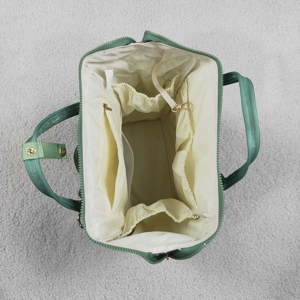 NEW RTS NO MOQ Bag BA0404 Embroidery Green Camo Embroidery Ducks Zipper Mommy Diaper Backpacks Bags