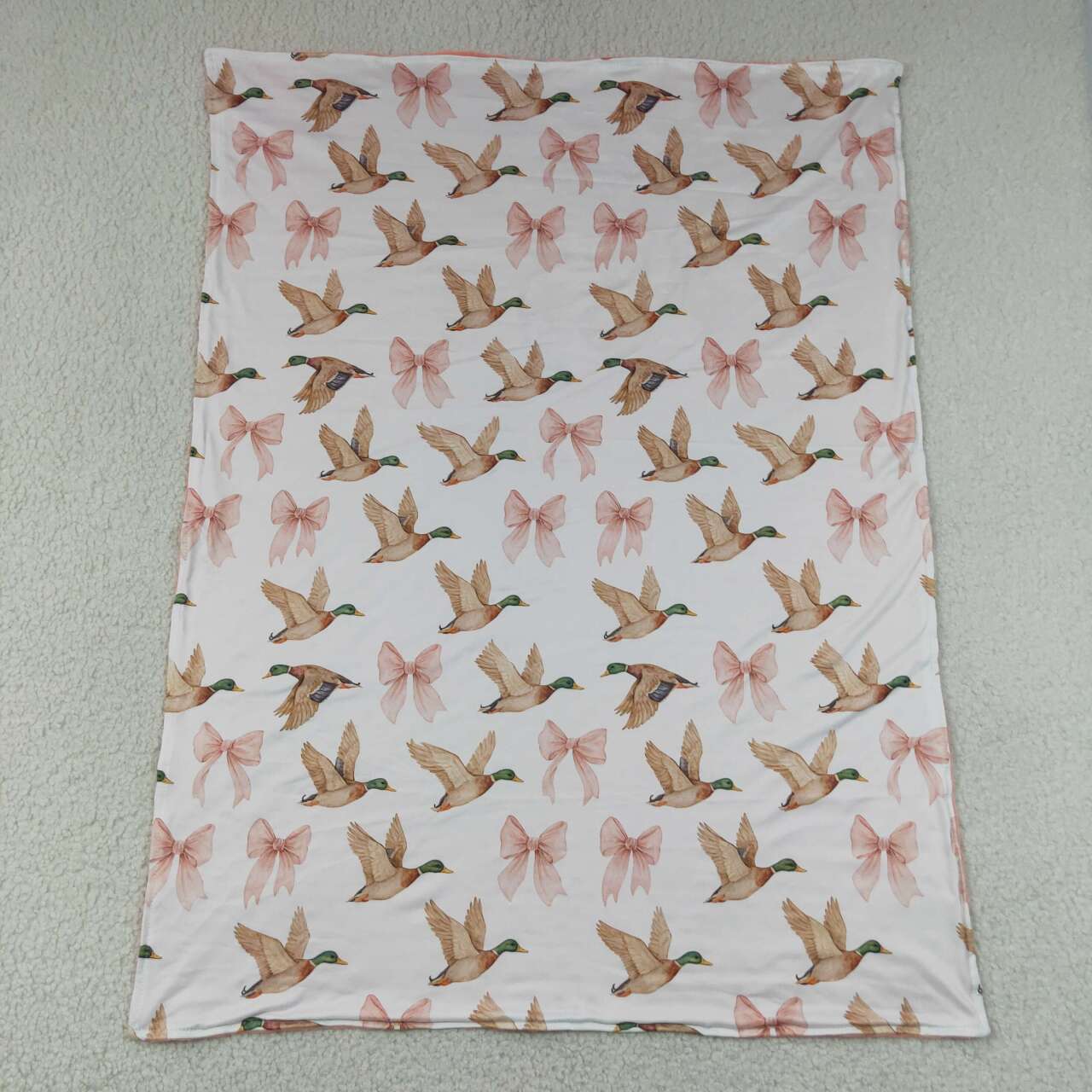 RTS NO MOQ milk silk BL0248 Baby Cute Pink Bows And Ducks Print Blankets