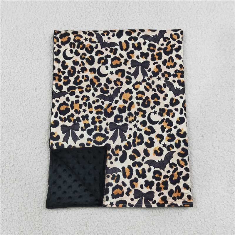 RTS NO MOQ Sibling milk silk Adult To Match Kids Leopard Bow Bat Print Fur Cuff Button Shirt Pants Set Zipper Romper And Minky Blanket