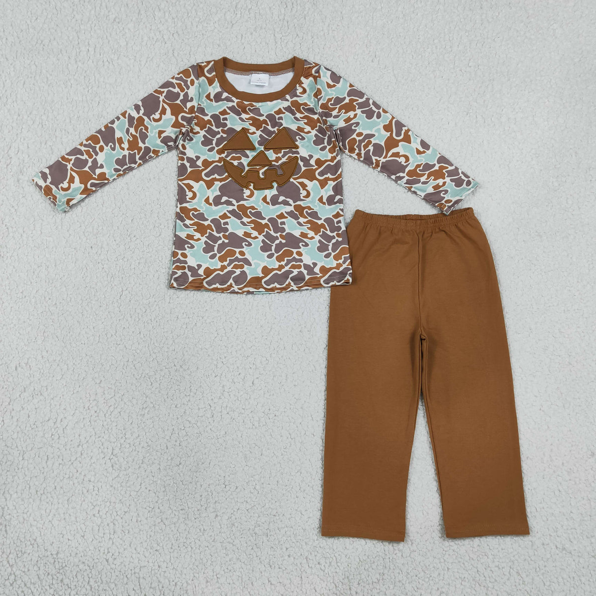 NEW RTS NO MOQ milk silk BLP1193 Baby Boys Western Brown Camo Ghost Pumpkin Crew Neck Long Sleeve Tee Pants Casual Clothes Set