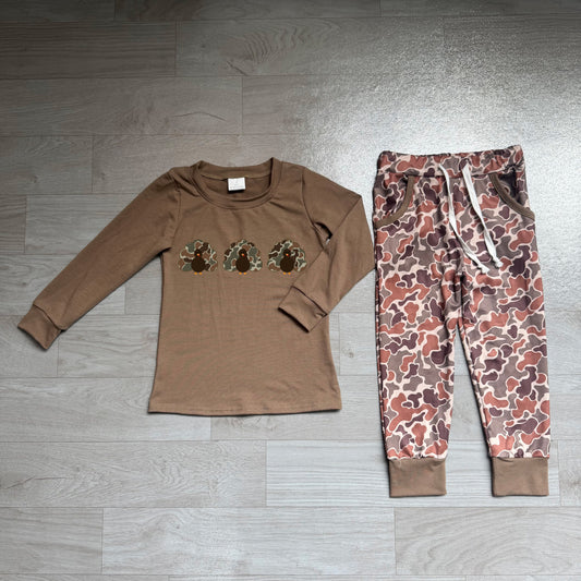 (Sample) No moq milk silk BLP1473 Embroidery Toddler Boys Camo Turkey Top Matching Pocket Jogger Pants Two Piece Thanksgiving Clothes Set