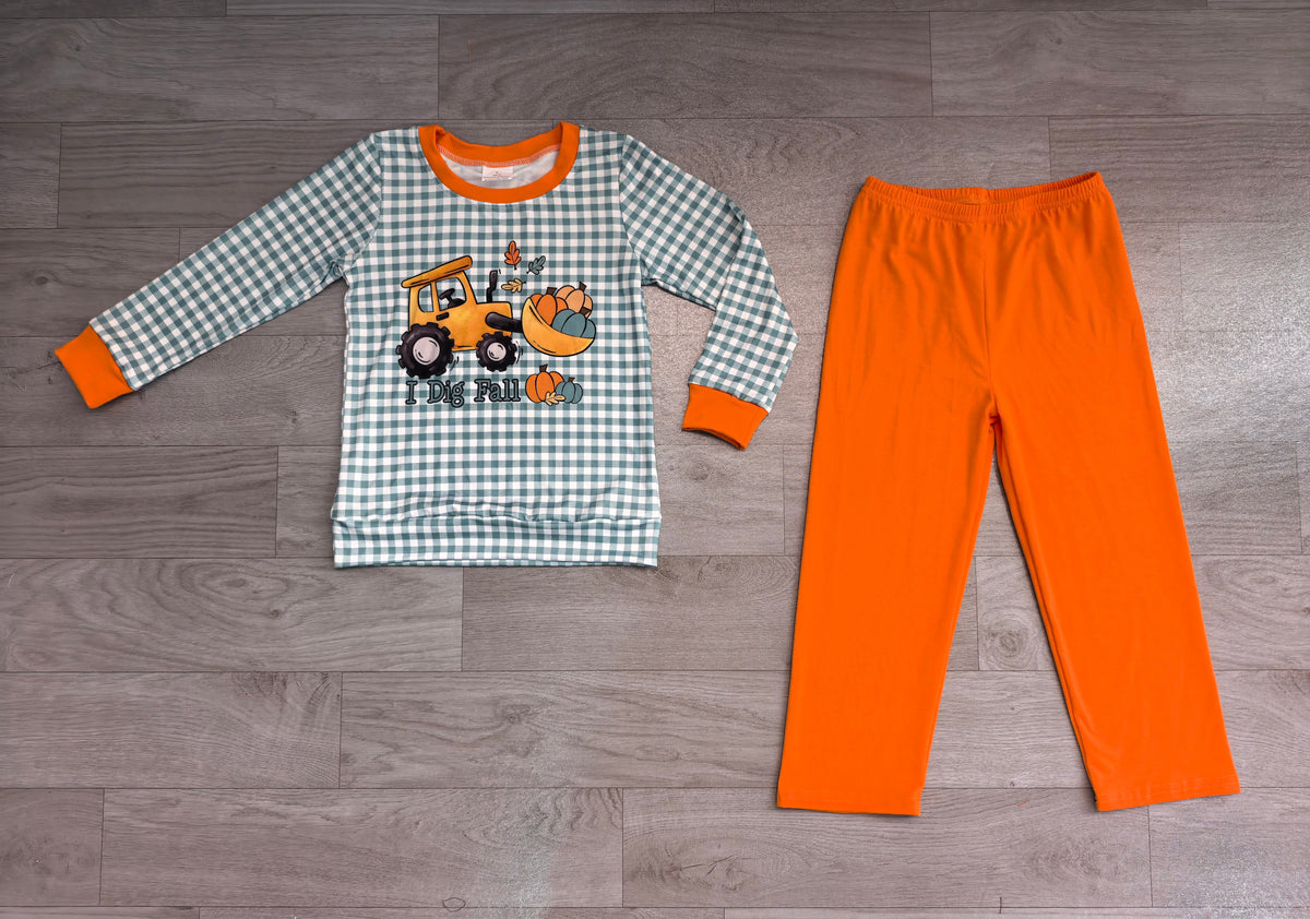 (Sample) No moq milk silk BLP1542 Baby Boys Pumpkins Truck Checked Top Pant Fall Clothes Set