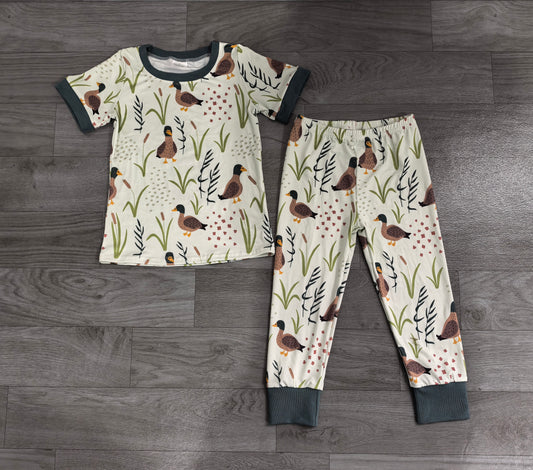 (Sample) No moq milk silk BSPO0519 Baby Boys Ducks Green Shirt Pants Pajamas Sets