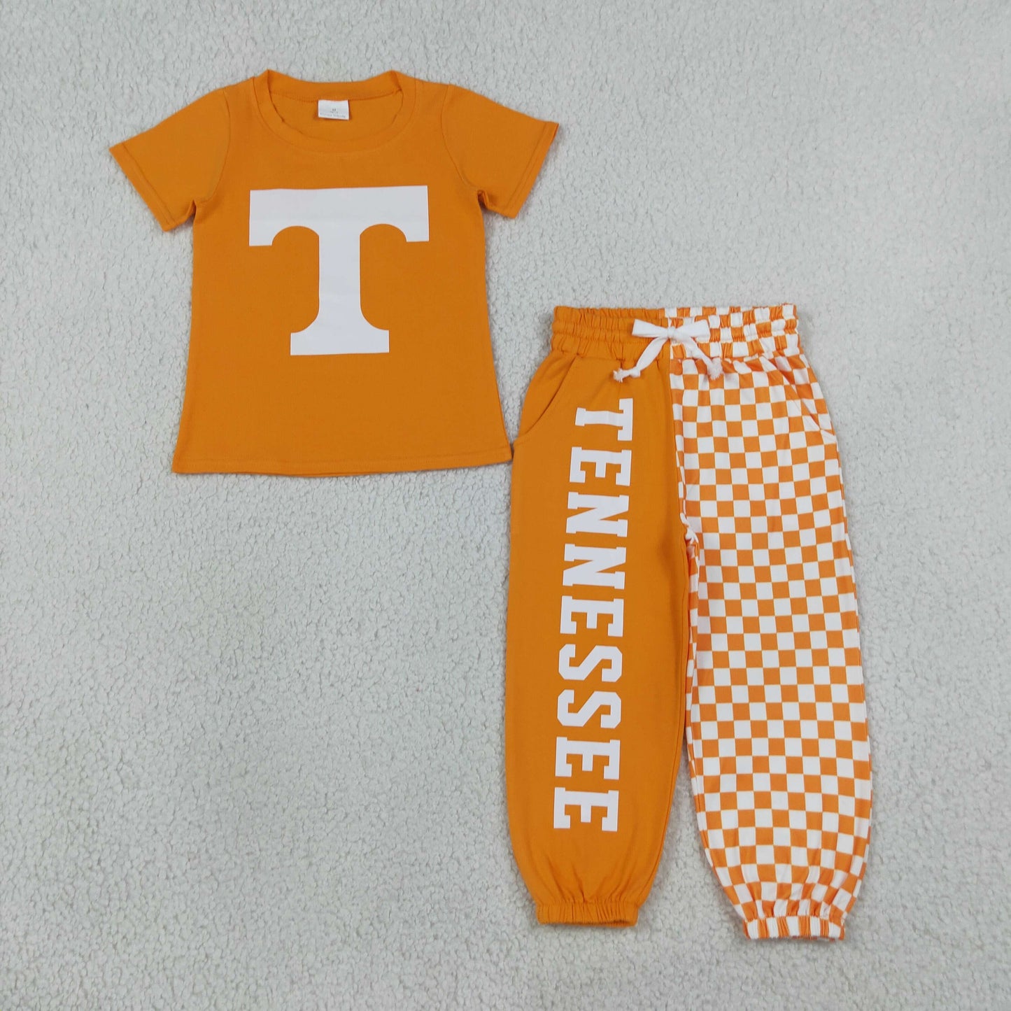 NEW RTS NO MOQ milk silk BSPO0695（BT1881+P1058） Baby Boys Orange Print T Shirt Top With Pockets Matching Joggers Team Clothes Set