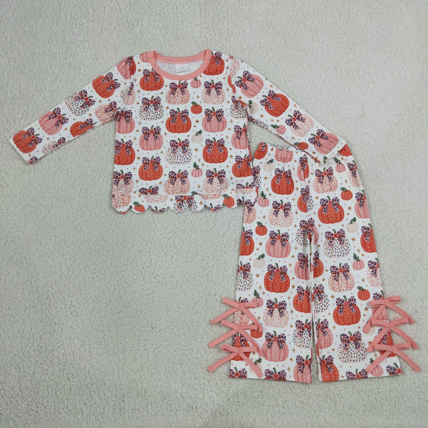 NEW RTS NO MOQ milk silk GLP3435 Baby Girls Leopard Bows Pumpkins Scallop Top Bows Pants Fall  Set