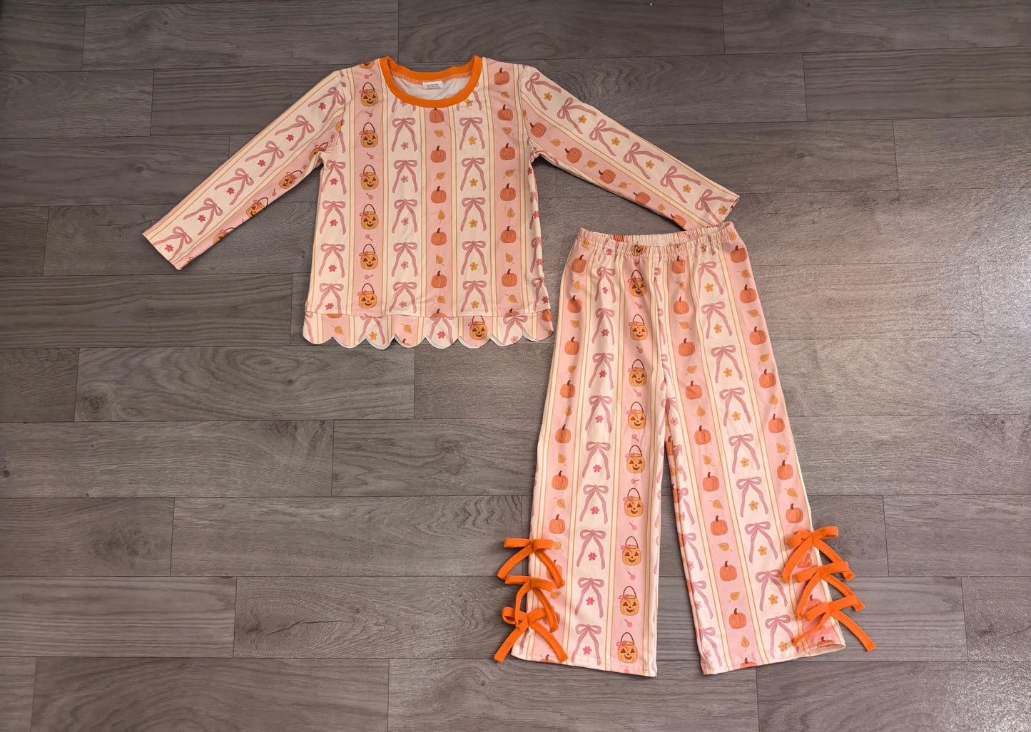 (Sample) No moq milk silk GLP3436 Baby Girls Bows Pumpkins Stripe Scallop Top Bows Pants Fall Clothes Set