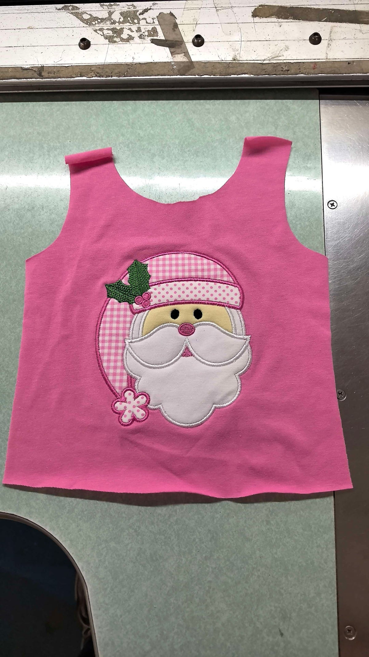 NEW RTS NO MOQ milk silk GLP3561 Embroidery Baby Girls Holly Santa Top Checked Flare Pant Christmas Clothes Sets