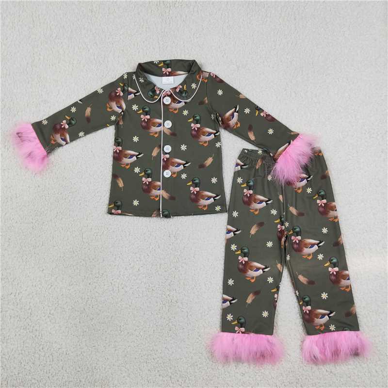 RTS NO MOQ Sibling milk silk Kids Duck Print Short Sleeve Pajama Set Pink Fur Trim Long Sleeve Button Pjs And Minky Baby Blanket