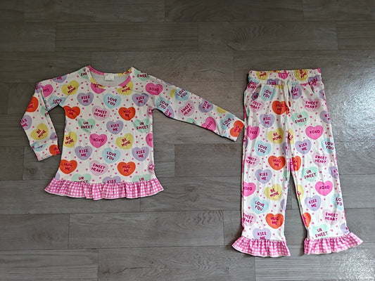 (Sample) No moq milk silk GLP3676 Baby Girls Valentines Heart Print Long Sleeve Ruffle Top And Drawstring Ruffle Pants Pajamas Clothes Set