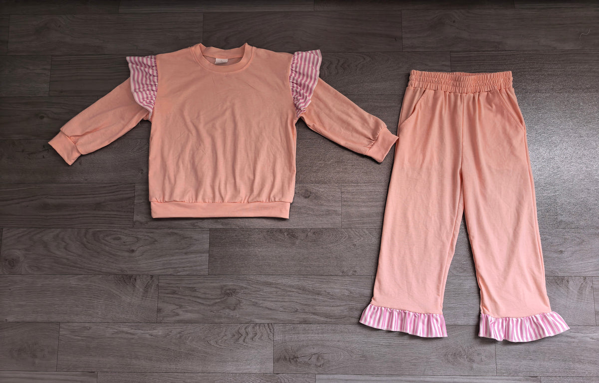 (Sample) No moq milk silk GLP3702（GT1849+P1151）Baby Girls Light Pink Stripe Flutter Sleeve Top Pockets Ruffle Pant Clothes Set