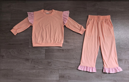 (Sample) No moq milk silk GLP3702（GT1849+P1151）Baby Girls Light Pink Stripe Flutter Sleeve Top Pockets Ruffle Pant Clothes Set
