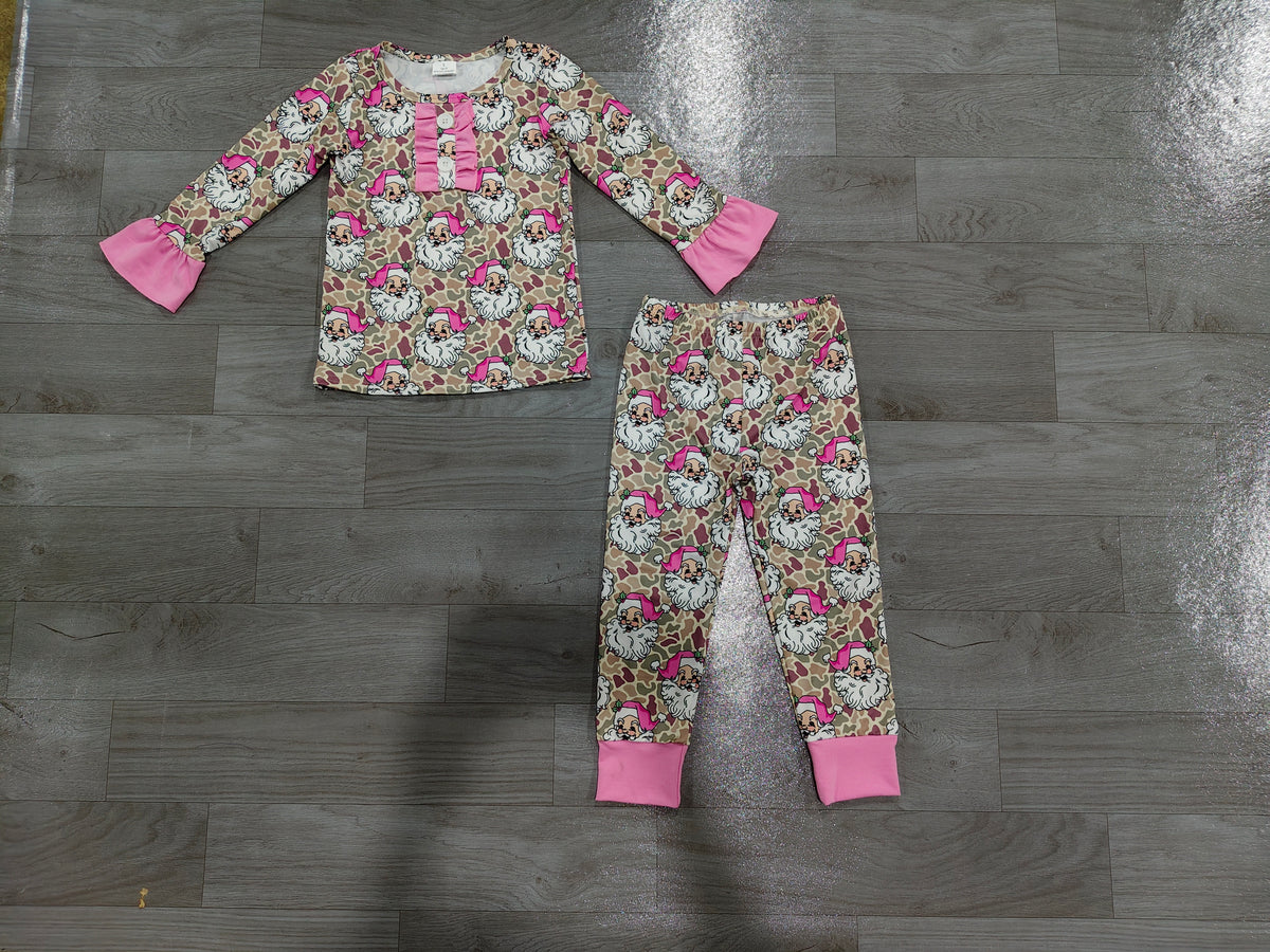 (Sample) No moq milk silk GLP3734 Baby Girls Christmas Khaki Camo Santa Button Detail Top Elastic Waist Pant Pajamas Set