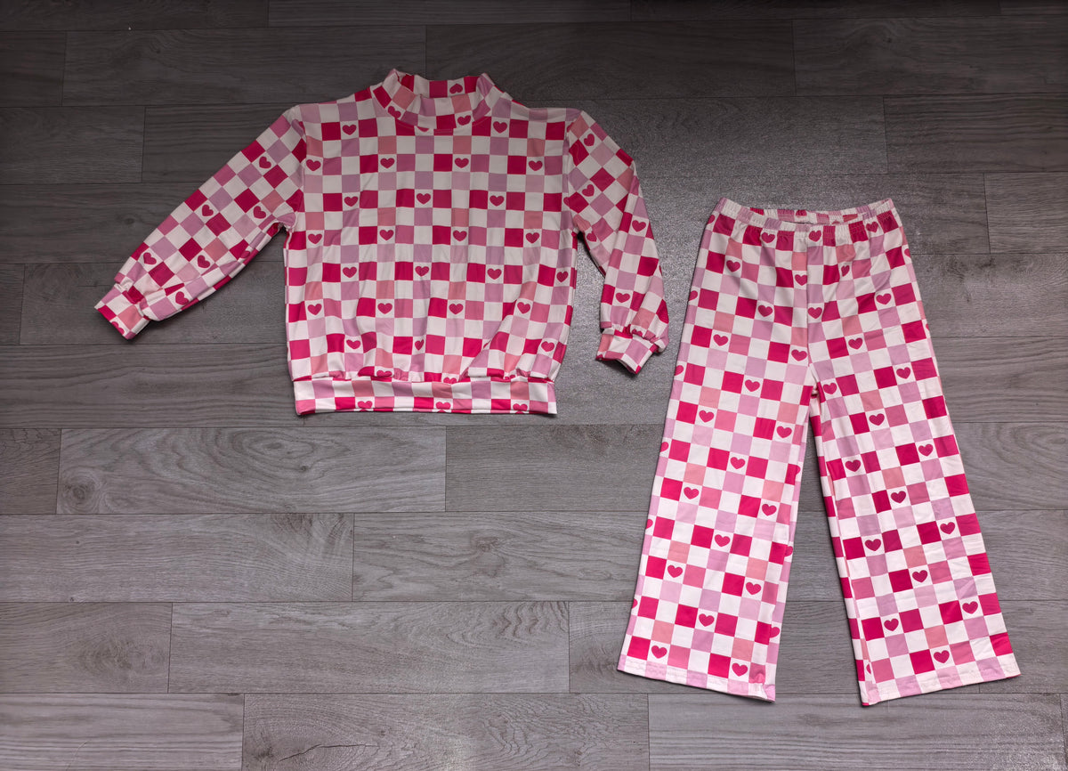 (Sample) No moq milk silk GLP3867 High Neck Baby Girls Pink Checked Hearts Print Choker Top Flare Pant Valentines Set