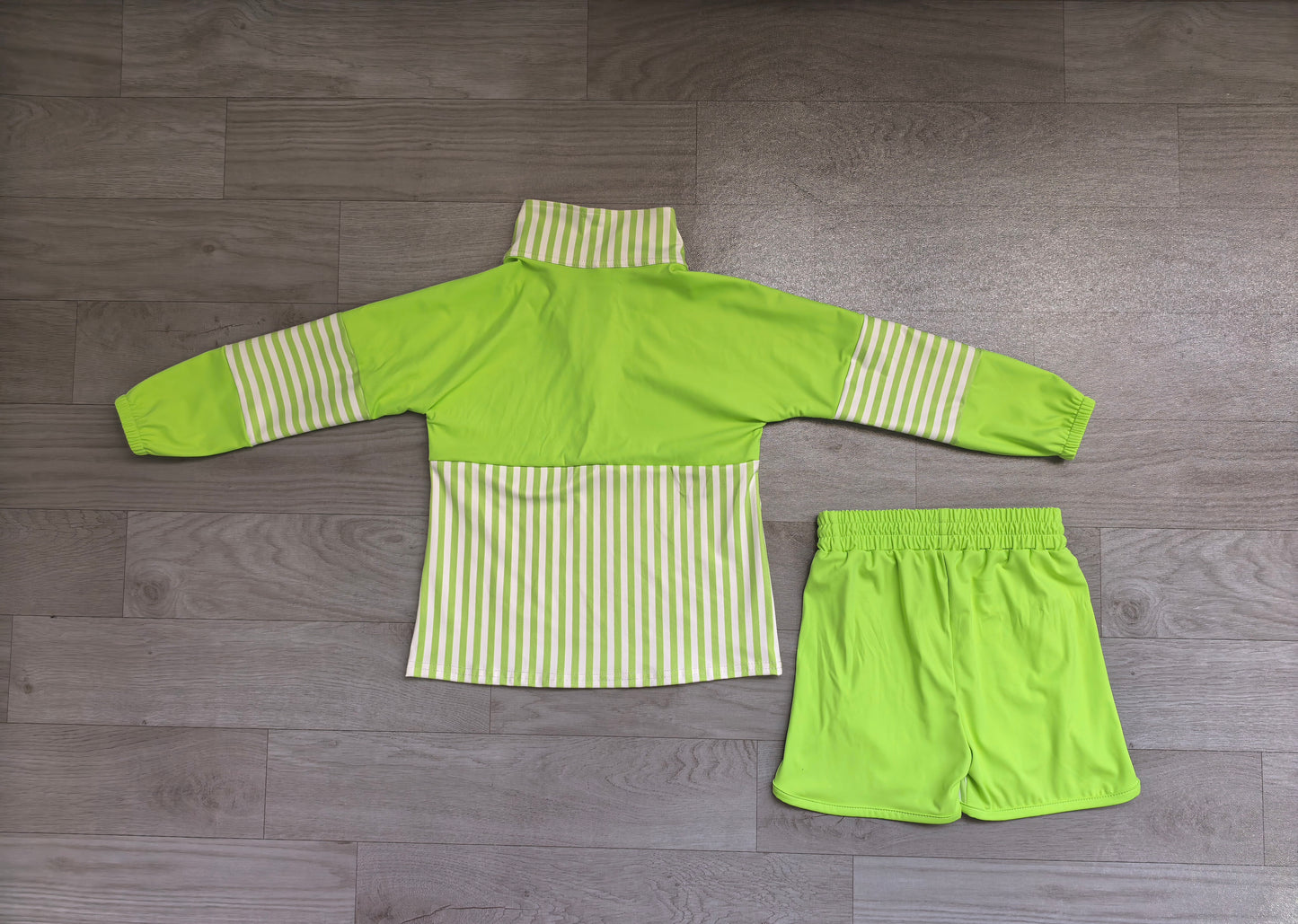 (Sample) No moq yoga fabric GLS0109 (GT1718+SS0952) Yoga Baby Girls Green Stripe Print Zip Pullover Matching Shorts Two Piece Yoga Active Set