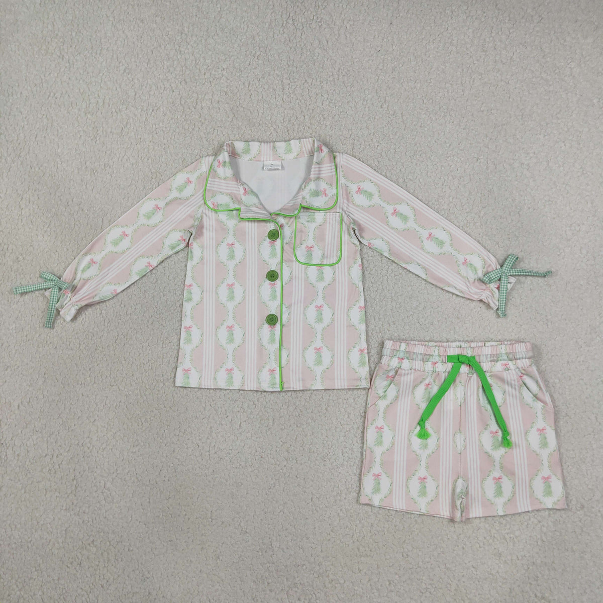 NEW RTS NO MOQ milk silk GLS0171 Baby Girls Christmas Pink Tree Print Bow Button Front Pocket Top Short Pajama Set
