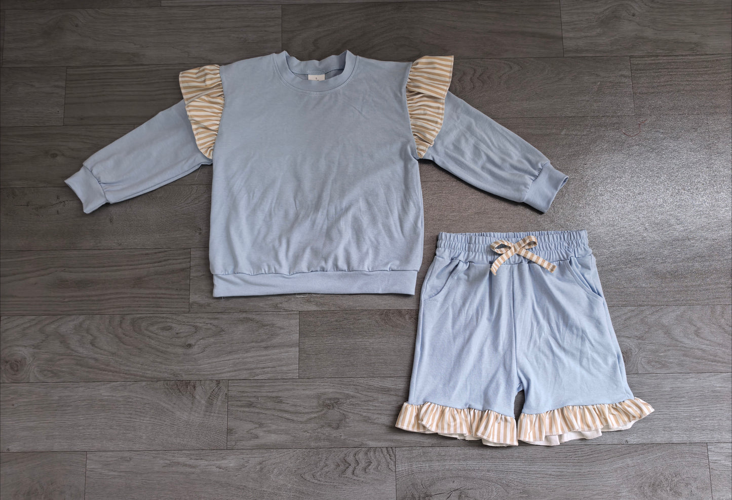 (Sample) No moq milk silk GLS0216（GT1843+SS0995）Baby Girls Blue Stripe Flutter Sleeve Top Pockets Ruffle Short Clothes Set