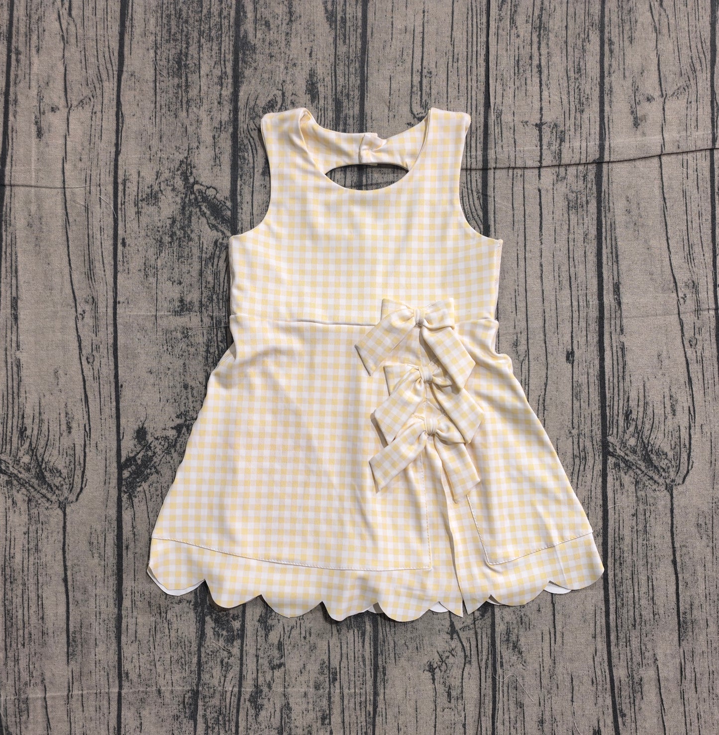 (Pre Order) No moq GSD3027 Yoga Baby Girls Cute Yellow Check Sleeveless Knee Length Dress