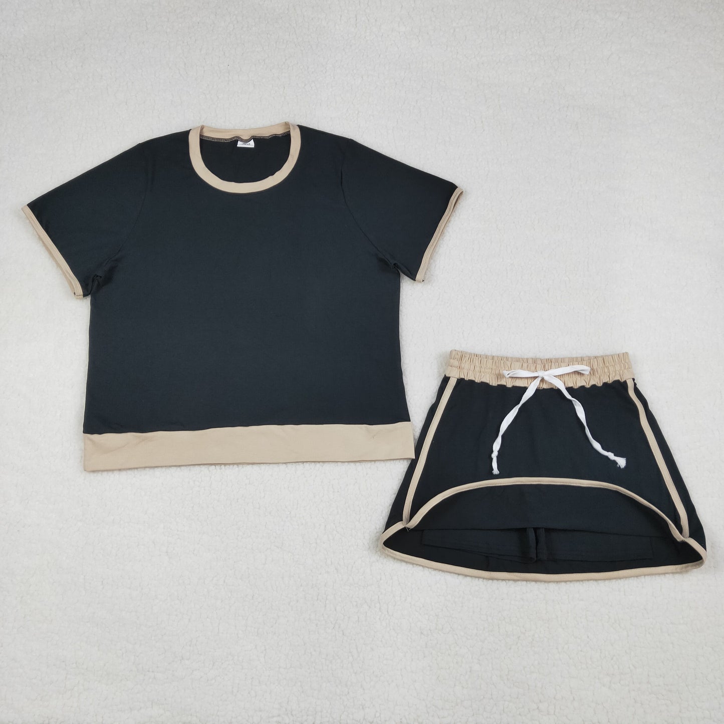 RTS NO MOQ Sibling  Mom And Me Black Short Sleeve Top Skirt Shorts for Summer Casual Wear Cotton Clothes Set