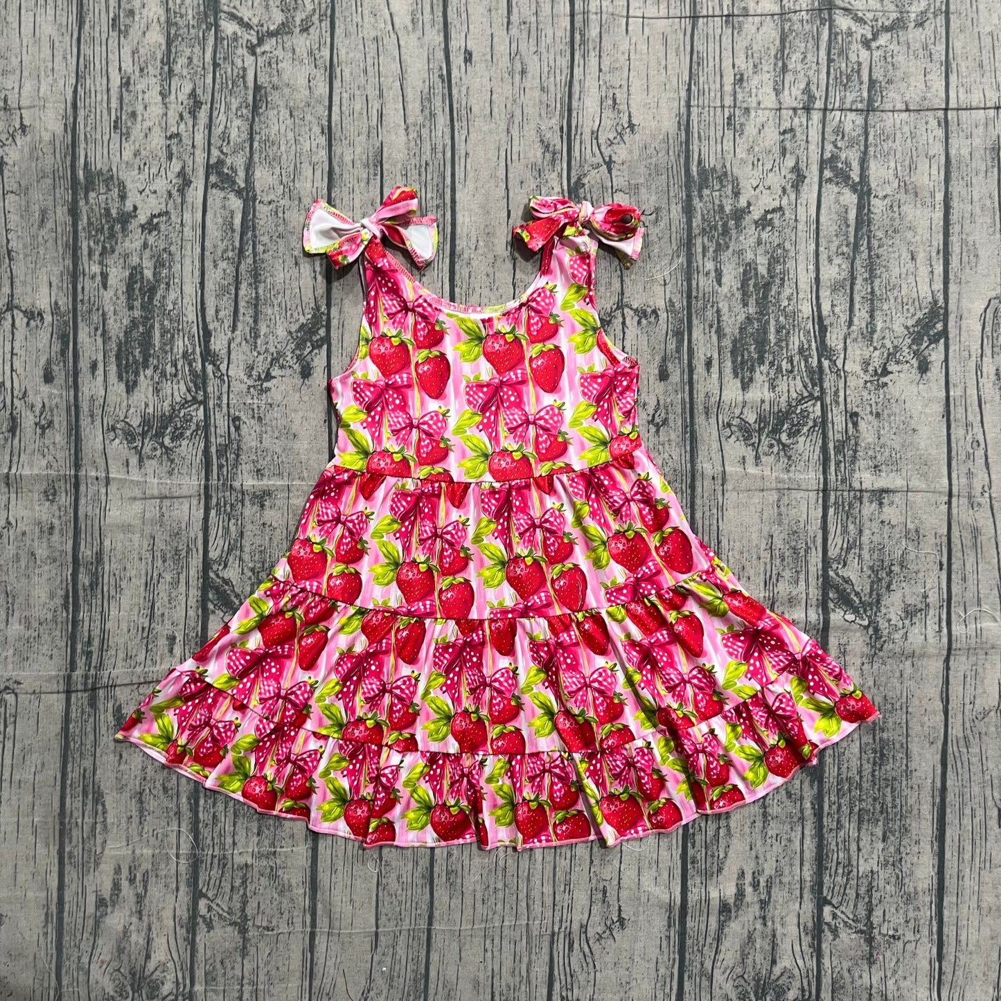 (Sample) No moq milk silk GSD3964 Baby Girls Cute Strap Bow Strawberry Patchwork Knee Length Dresses