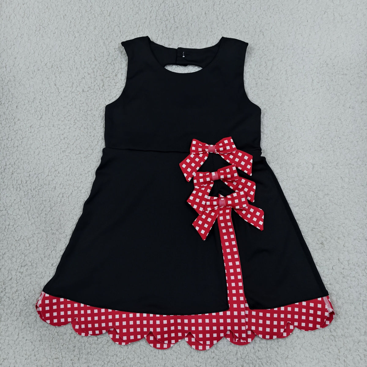 NEW RTS NO MOQ yoga fabric GSD4263 Yoga Baby Girls Black Red Scallop Trim Short Sleeve Knee Length Dress