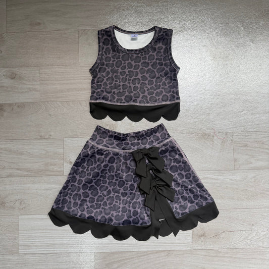 (Sample) No moq yoga fabric GSD4268 Baby Girls Black Leopard Bow Sleeveless Tank Scallop Hem Skort  Set