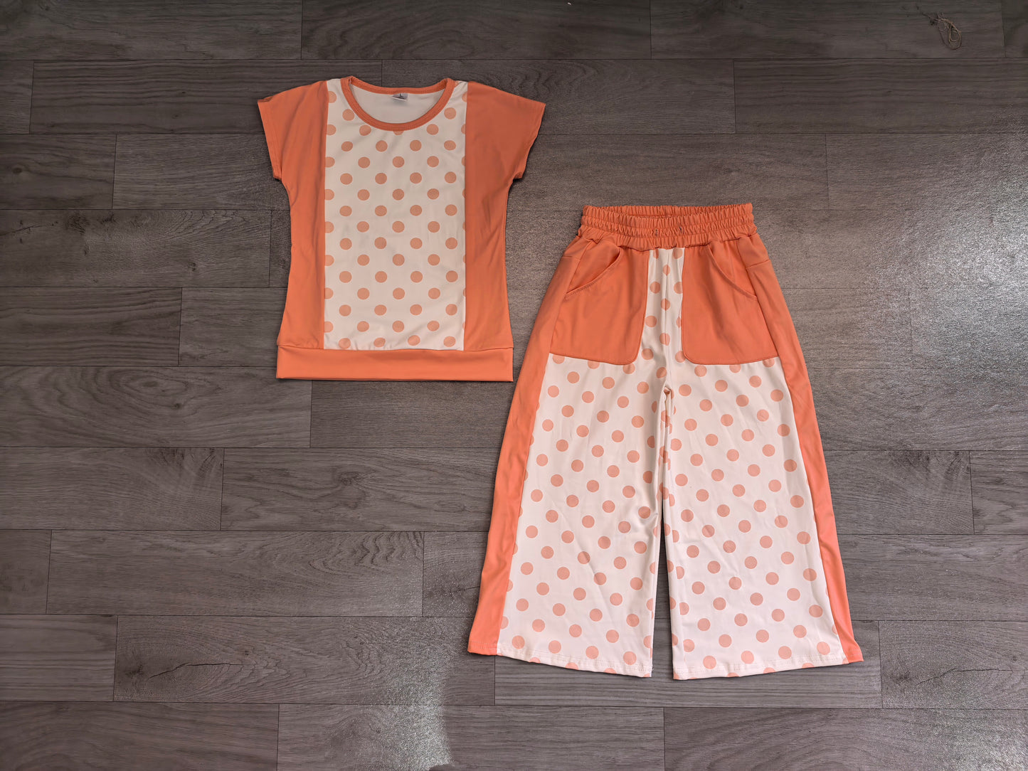 (Sample) No moq yoga fabric cotton GSPO2333 Baby Girls Peach Polka Dots Top Pockets Flare Pant Clothes Sets