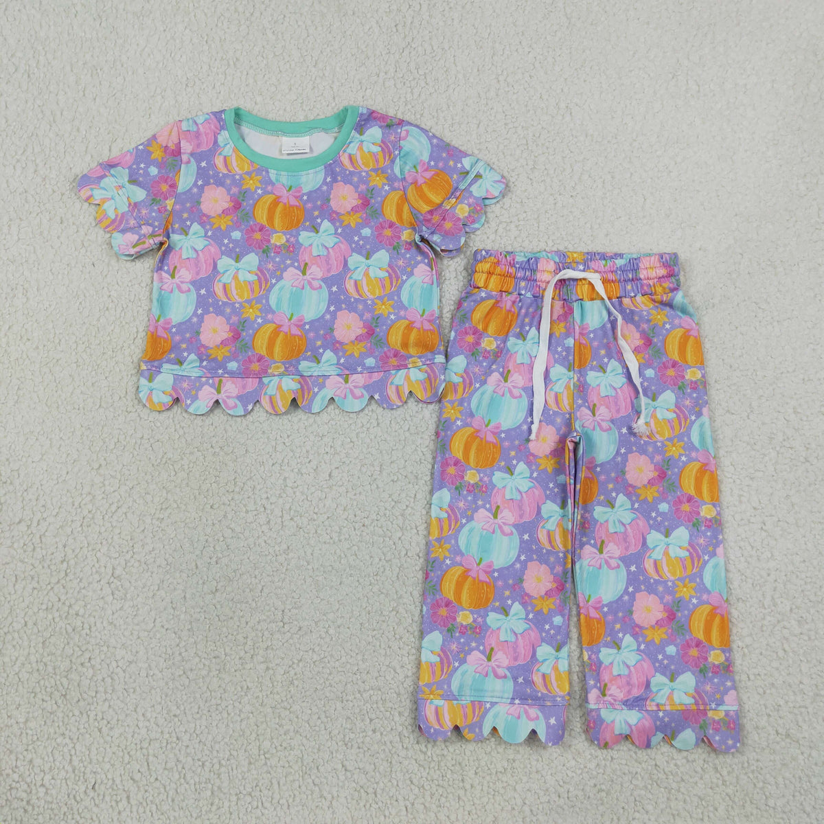 NEW RTS NO MOQ milk silk GSPO2364 Baby Girls Short Sleeve Colorful Flowers Pumpkins Print Top Pants Fall Scallop Trim Outfit