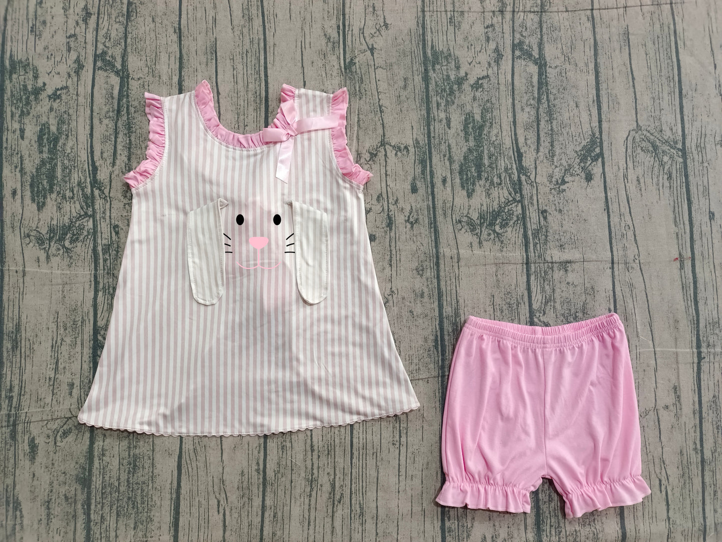 (Sample) No moq GSSO2924 Embroidered Baby Girls Easter Outfit Rabbits Tunic with Back Bows Stripe Ruffle Shorts Set 3XS-6XL