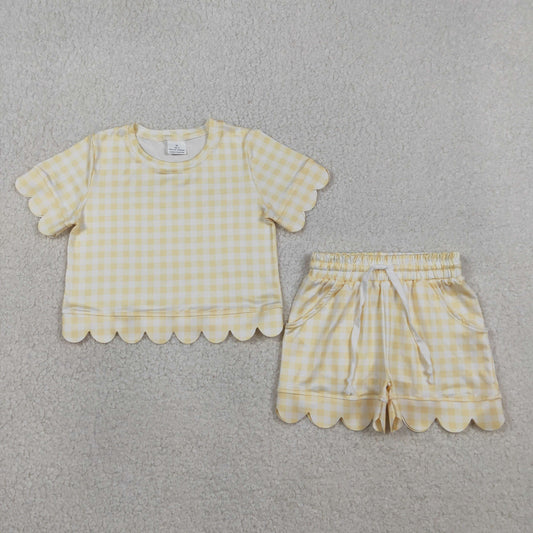 RTS NO MOQ GSSO3185 Baby Girls Short Sleeve Yellow Checked Shirt with Pockets Scallop Edge Shorts Outfit Set