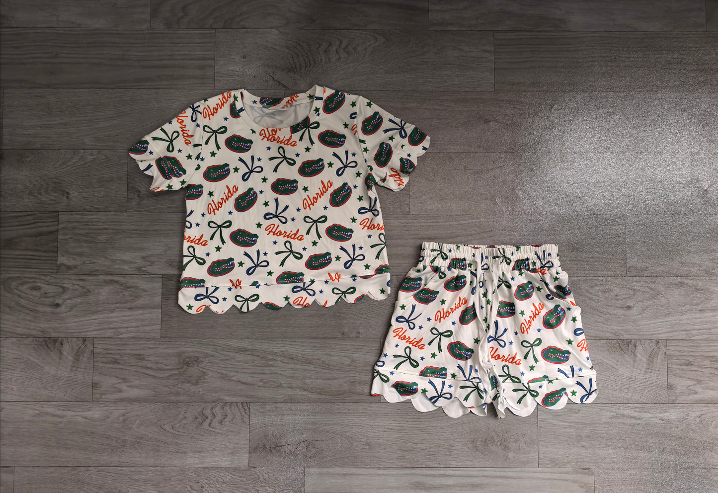 (Sample) No moq GSSO3249 Baby Girls Cute Star Bow Top Elastic Waist Scallop Hem Shorts Outfit