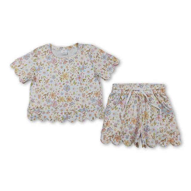 RTS NO MOQ Sibling milk silk Baby Girls Colorful Flowers Scallop Trim Short Sleeve Tee And Elastic Waist Shorts Set