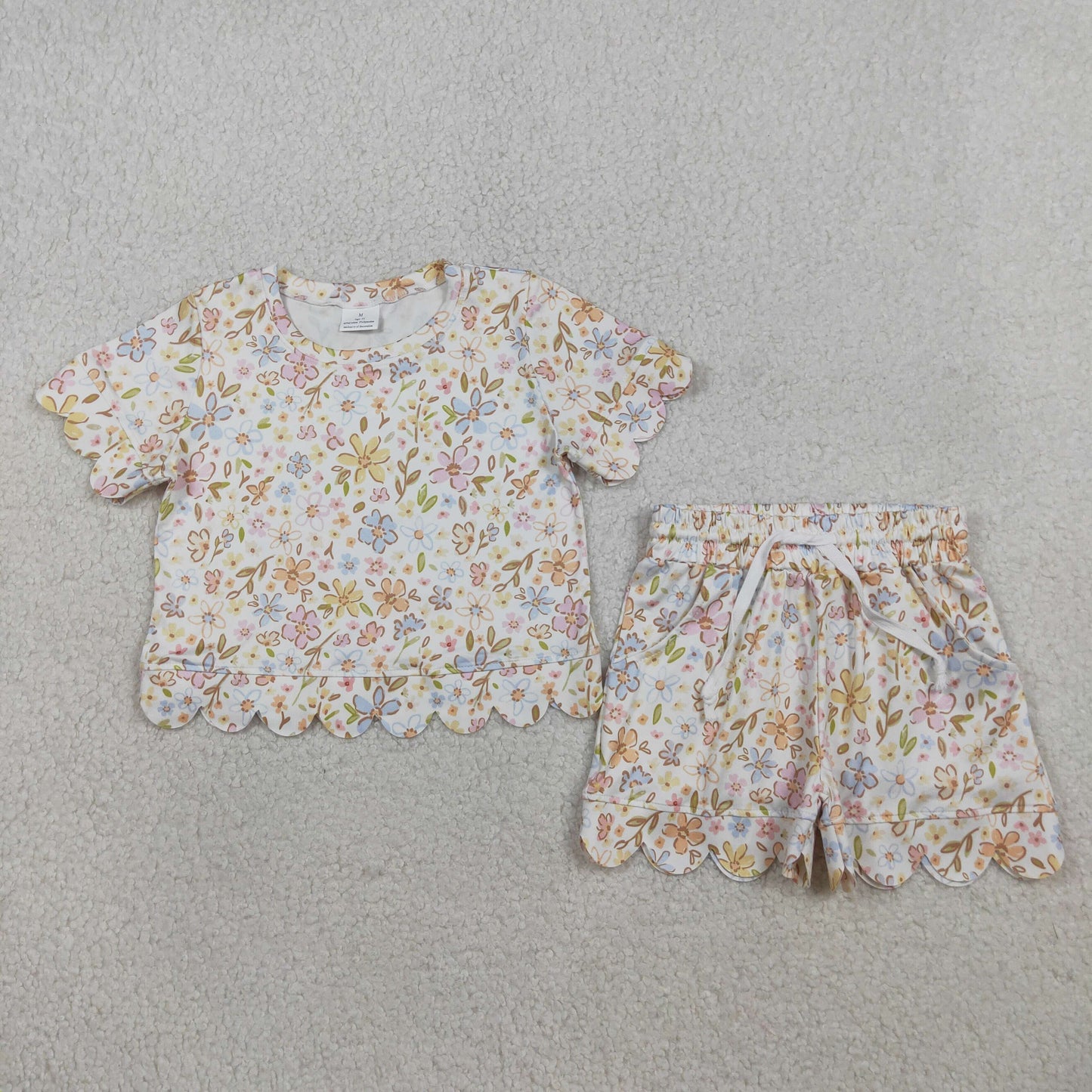 RTS NO MOQ GSSO3268 Baby Girls Short Sleeve Colorful Flowers Top And Shorts Set Scallop Trim Outfit for Little Ones