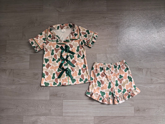 (Sample) No moq milk silk GSSO3367 Baby Girls Hunting Green Camo Print Button Front Top Ruffle Trim Shorts Two Piece Pajama Sets