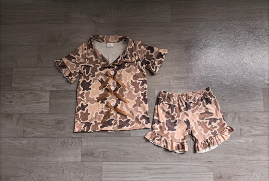 (Sample) No moq milk silk GSSO3368 Baby Girls Khaki Ducks Camo Print Button Down Top And Ruffle Shorts Hunting Pajamas Two Piece Set