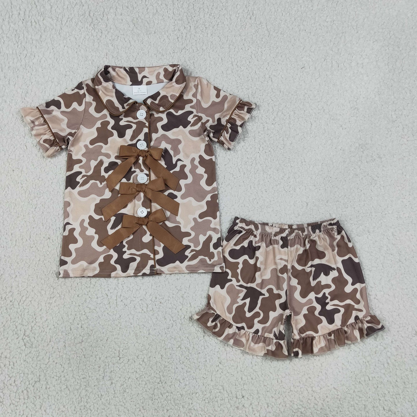 RTS No moq milk silk GSSO3368 Baby Girls Southern Khaki Ducks Camo Bows Button Top Ruffle Shorts Hunting Pajamas Sets