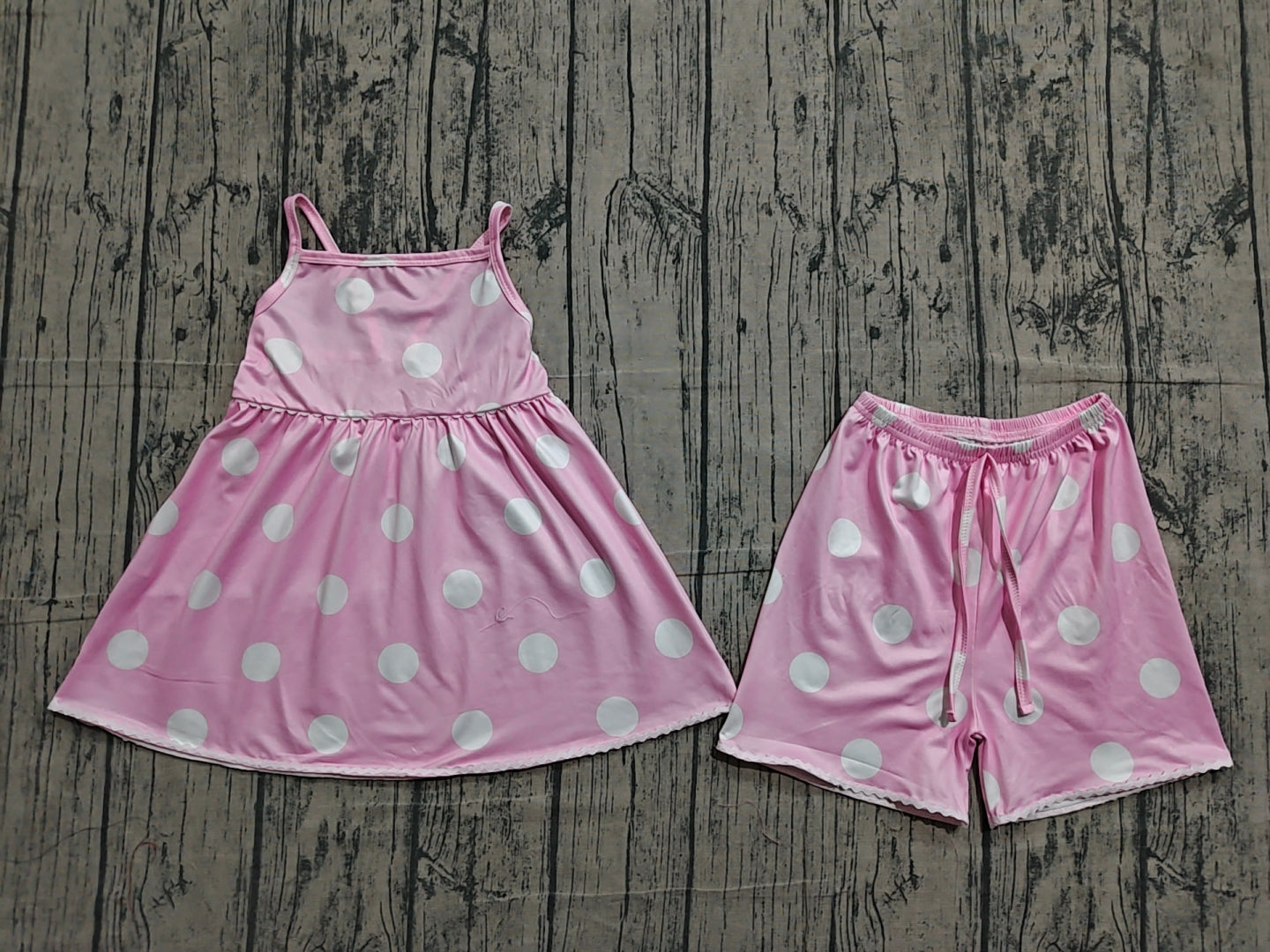 (Pre Order) No moq GSSO3417 Baby Girls Cute Pink Polka Dot Strap Top Casual Short Pants Outfit