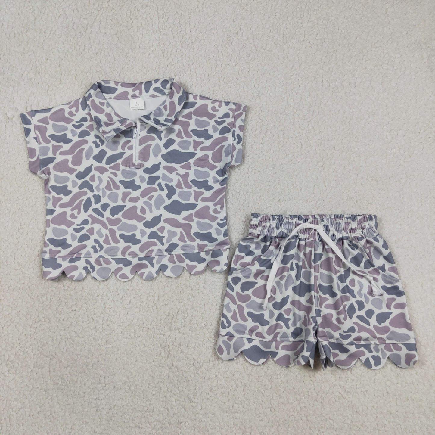RTS NO MOQ Sibling milk silk Baby Girls Camo Print Zip Zip Top Matching Scallop Edge Hem Shorts  Clothes Set