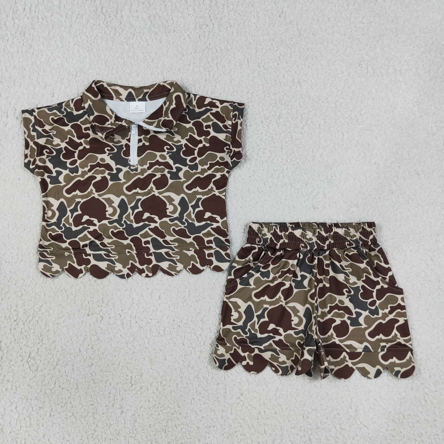 RTS NO MOQ Sibling milk silk Baby Girls Camo Print Zip Zip Top Matching Scallop Edge Hem Shorts  Clothes Set