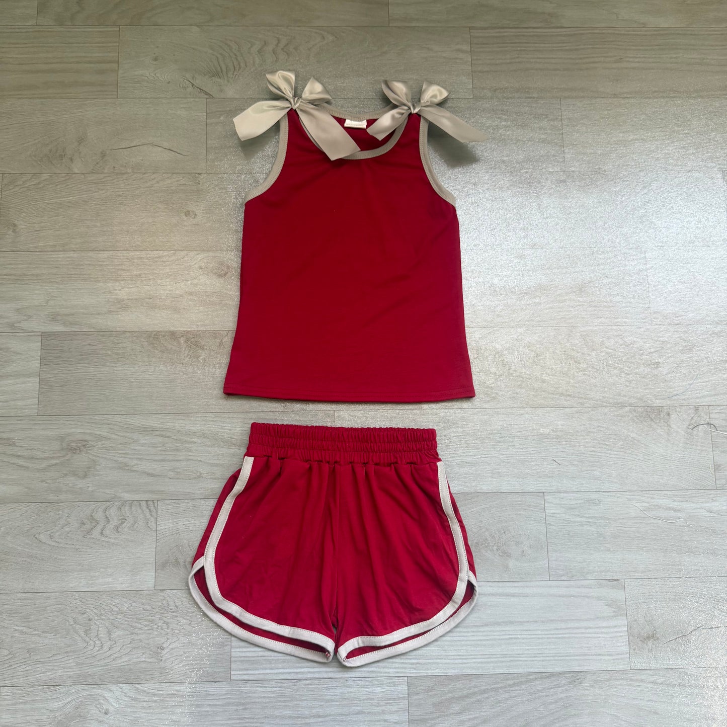 (Sample) No moq cotton GSSO3820 Baby Girls Red Grey Bow Print Sleeveless Top Shorts Summer Clothes Set