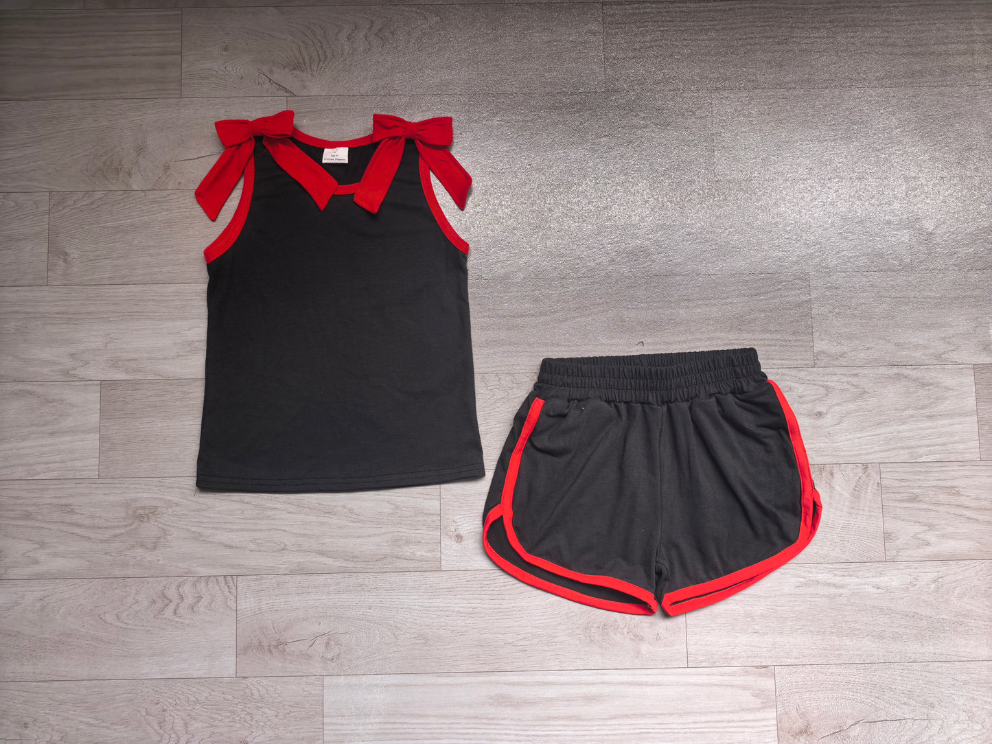 (Sample) No moq cotton GSSO3827 Baby Girls Black Red Bows Sleeveless Top Shorts Two Piece Summer Sets
