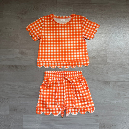 (Sample) No moq cotton GSSO3839 Baby Girls Orange Check Shirt Top Elastic Scallop Shorts Clothes Set