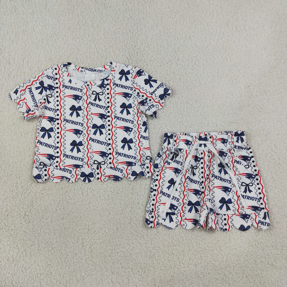 RTS NO MOQ Sibling milk silk Baby Girls Bow Print Short Sleeve Top And Scallop Shorts Team Set
