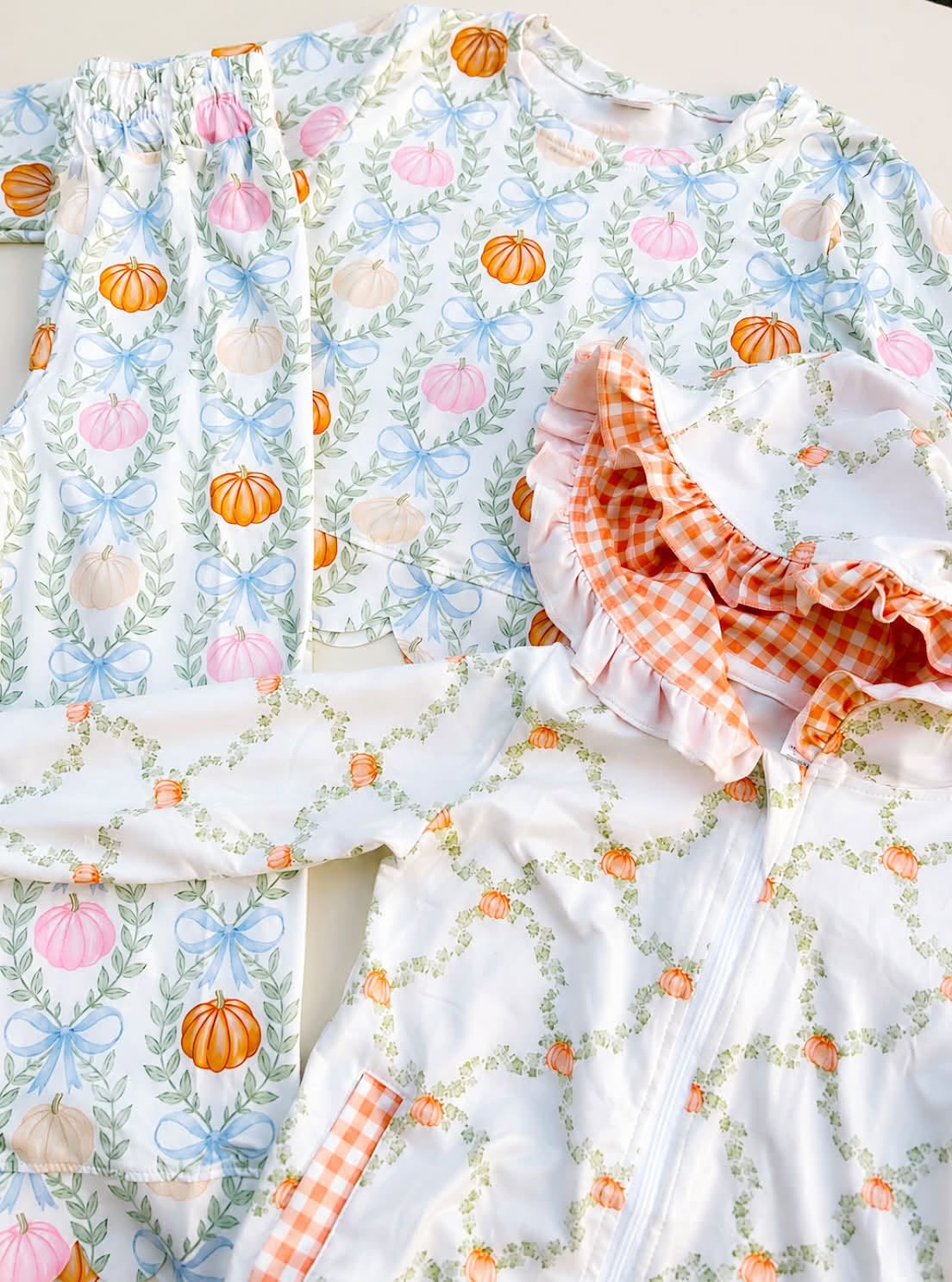 RTS NO MOQ Sibling milk silk Baby Girls Flowers Pumpkins Checked Top Flare Pants Fall Scallop Sets Zip Pockets Hoodies Top