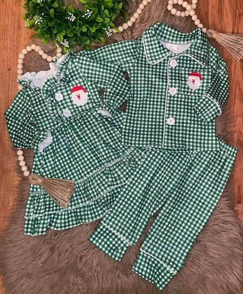 RTS Christmas pajamas, Christmas season Santa plaid nightgown pajamas for boys and girls