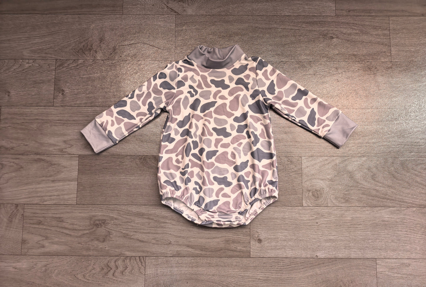 (Sample) No moq milk silk LR3260 Baby Boys High Neck Long Sleeve Light Grey Camo Rompers