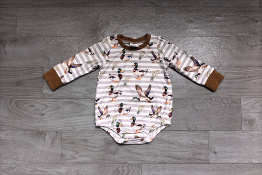 (Sample) No moq milk silk LR3336 Baby Boys Khaki Stripe Ducks Print Long Sleeve Rompers Daily Outfit