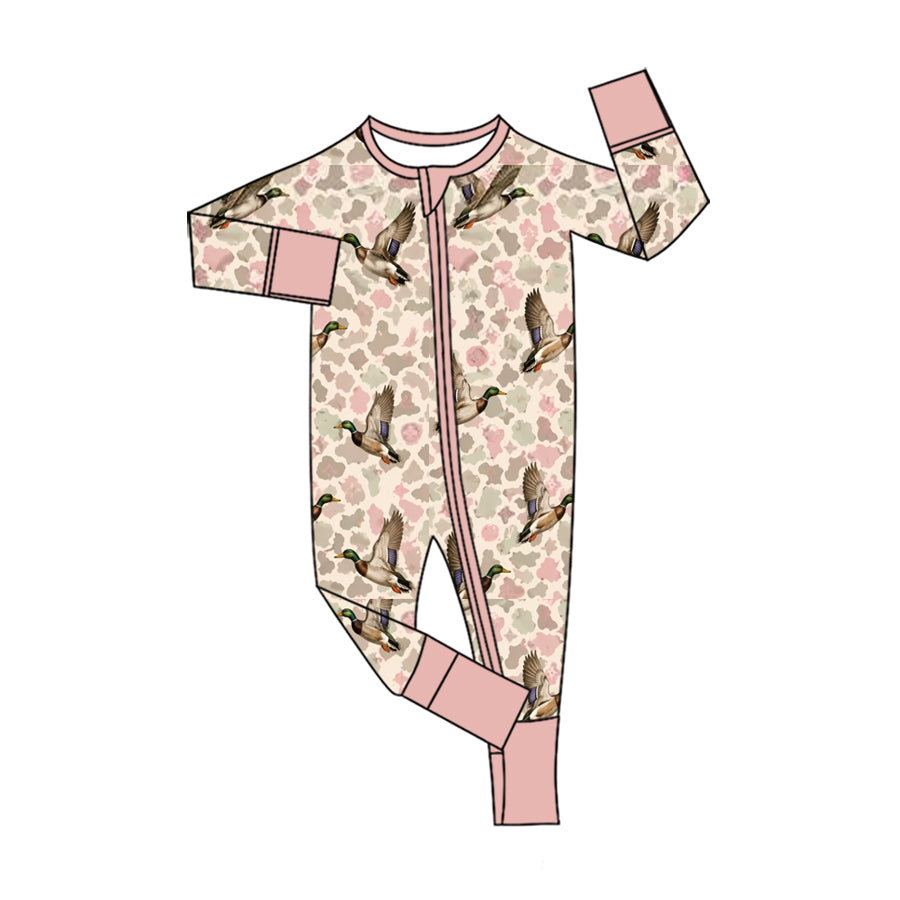 (Preorder new) No moq Baby Kids Pink Camo Duck Print Kids Backpack Lunch Box Duffle Bag Pajama Romper Minky Blanket Set