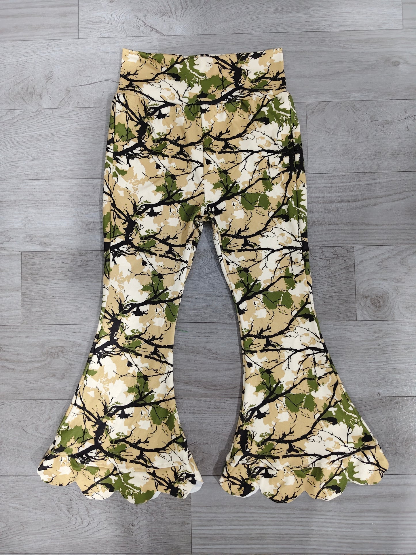 (Sample) No moq P1035 Baby Girls Cute Olive Leaves Camo Scallop Edge Flare Leg Pants