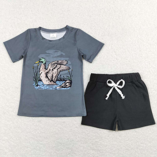BT0508 Duck Dark Green Short Sleeve +SS0137 Black Pocket Shorts Suit