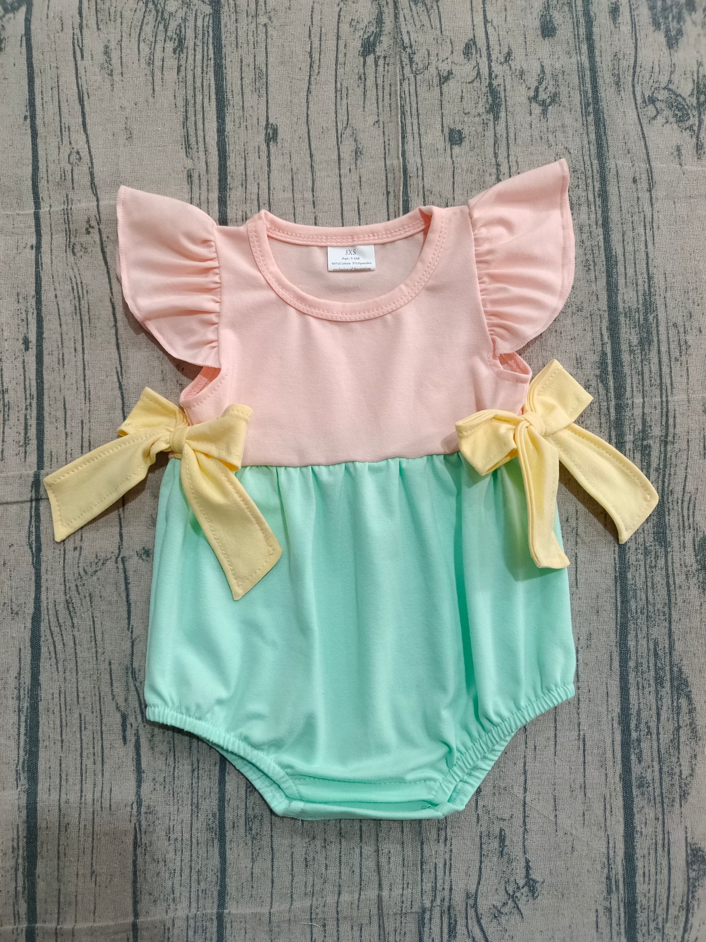 (Sample) No moq SR3662 Baby Girls Pink Aqua Bows Ruffle Rompers with Flutter Sleeves Cute Baby Girl Outfit